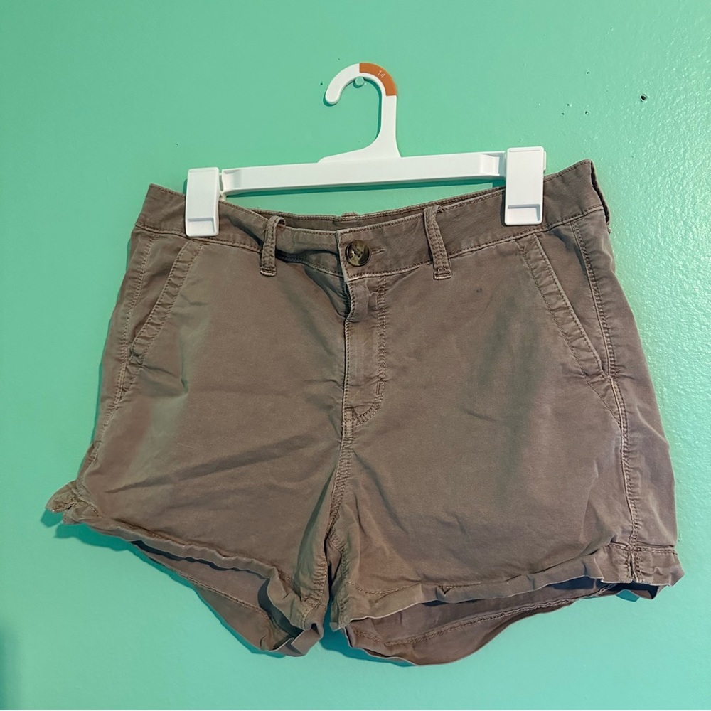 size 10 tan american eagle shorts